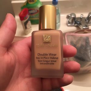 Selling because they weren’t right shade.